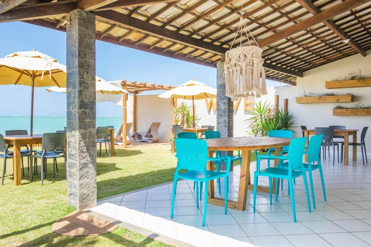 Hotel Wave & Lounge Bar